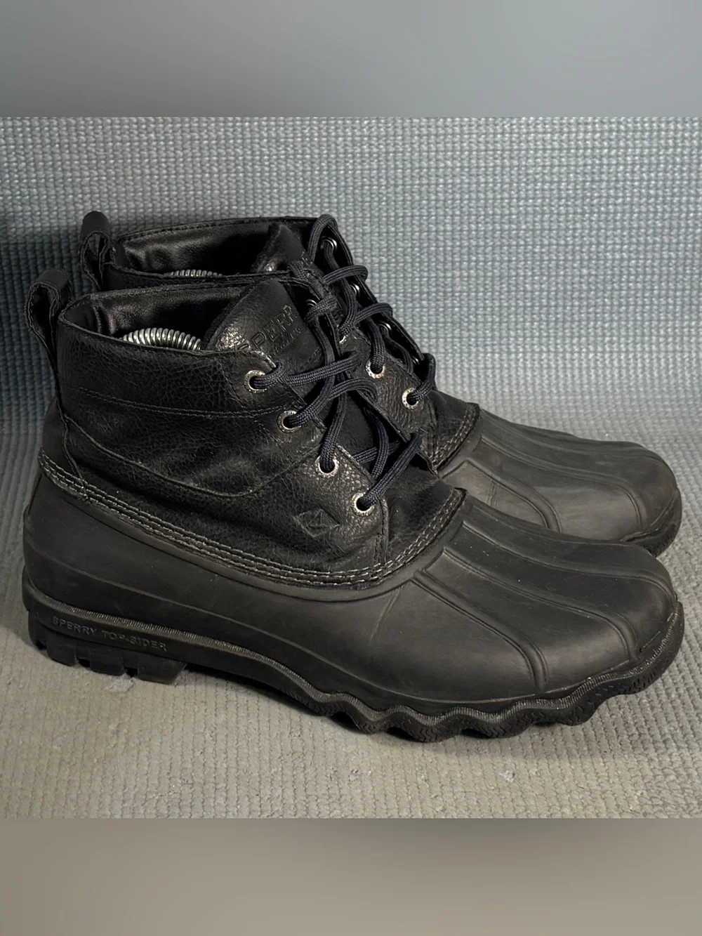 Sperry men brewster